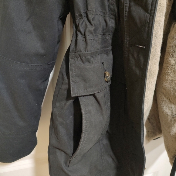 Teddy-Lined Black Parka - Picture 7 of 12